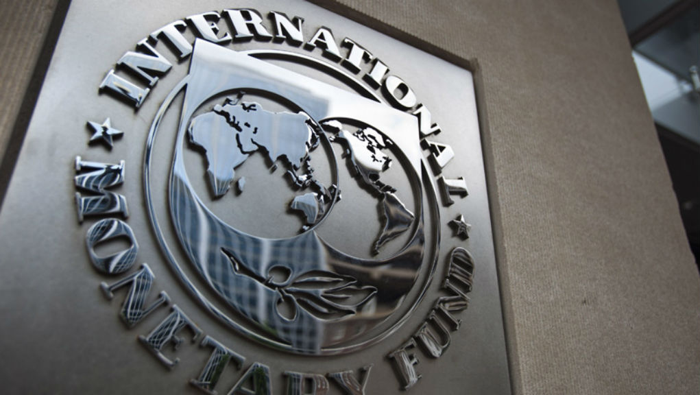 Το «καρότο» δείχνει τώρα το ΔΝΤ