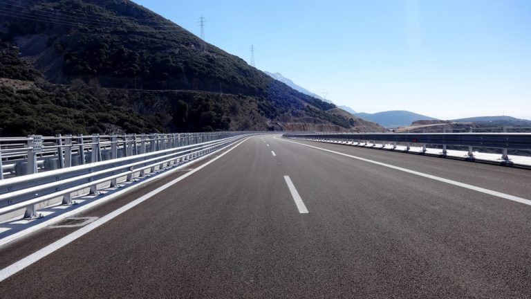 Στην κυκλοφορία τμήμα της Ιονίου Οδού μήκους 40 χλμ (video)