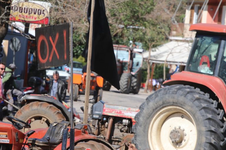 Χανιά: Συμβολική παράσταση διαμαρτυρίας αγροτών