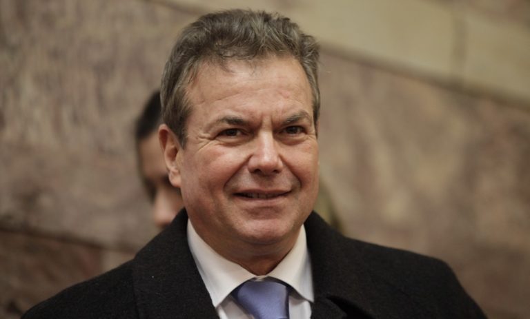 Μεταβατική ρύθμιση για τα μπλοκάκια προανήγγειλε ο Τ. Πετρόπουλος