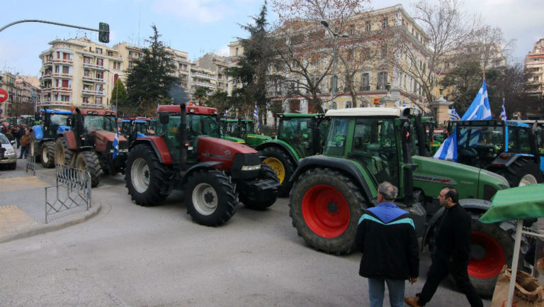 Συνάντηση αγροτών με τον υπουργό Ανάπτυξης στις 10 Φεβρουαρίου (video)