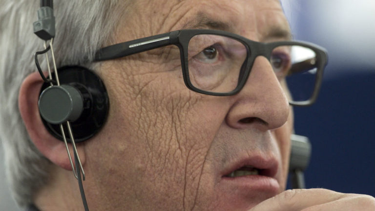 La Repubblica: «Ο Γιούνκερ μπορεί να παραιτηθεί τον Μάρτιο»