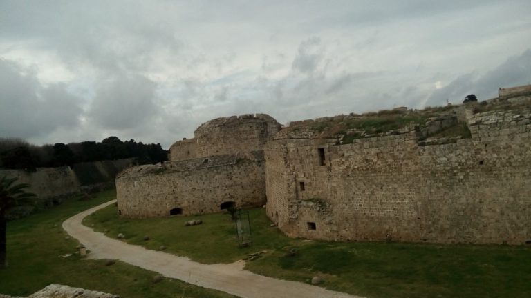 Εξετάζεται νέα Προγραμματική Σύμβαση για τη Μεσαιωνική Πόλη