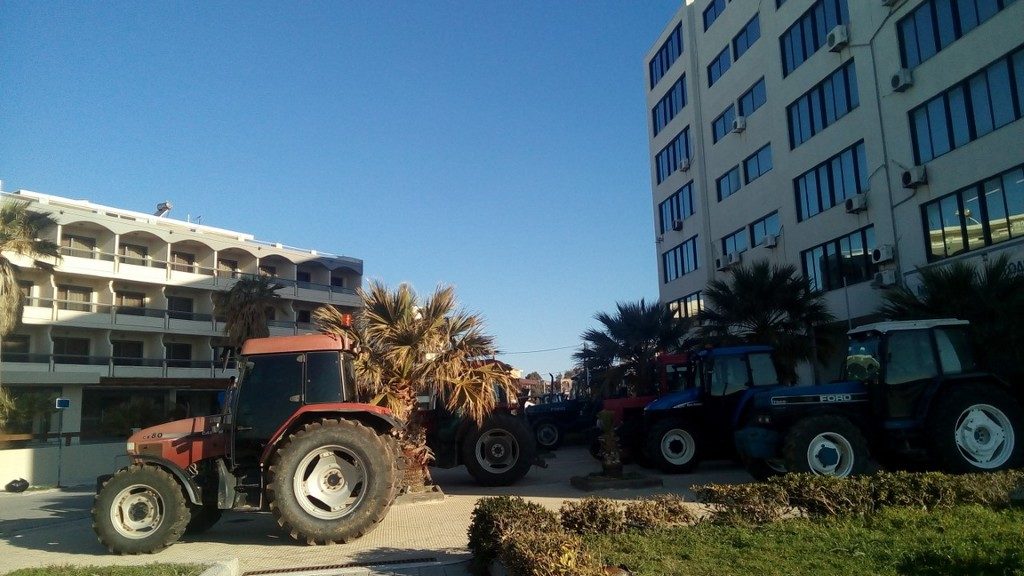 ΤΡΑΚΤΕΡ-ΕΦΟΡΙΑ