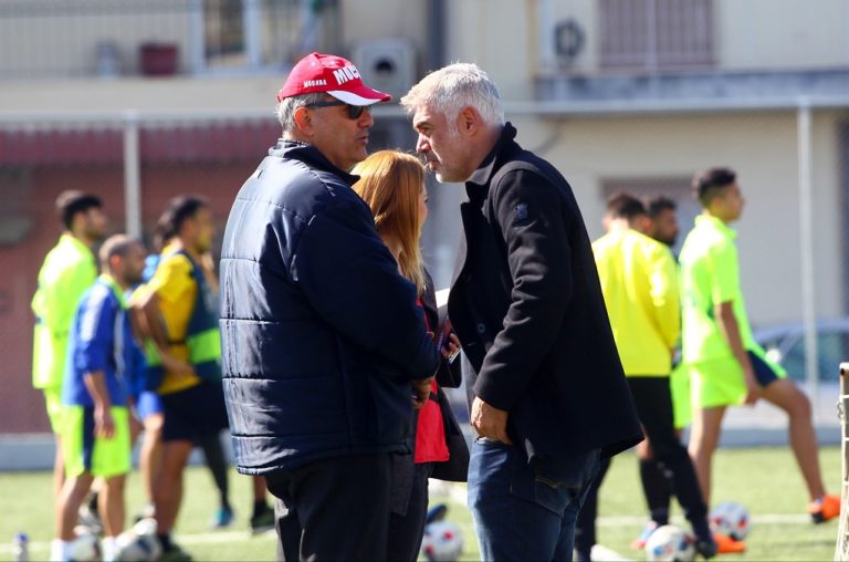 Η ποδοσφαιρική “Ελπίδα” των προσφύγων υπό τον Νικοπολίδη (video)