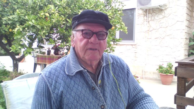 «Πετάξτε τη μπάλα έξω έρχεται ο ρουφιάνος» – Ο Δ. Χριστακόπουλος στο ert.gr