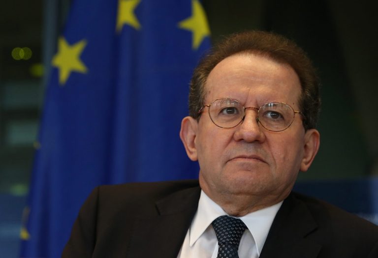 Συνάντηση της ΕΕΤ με τον αντιπρόεδρο της ΕΚΤ Constancio για το QE