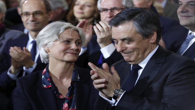 Γαλλία: Μυστήριο με Φιγιόν – Διαψεύστηκε η φυλάκιση της συζύγου του