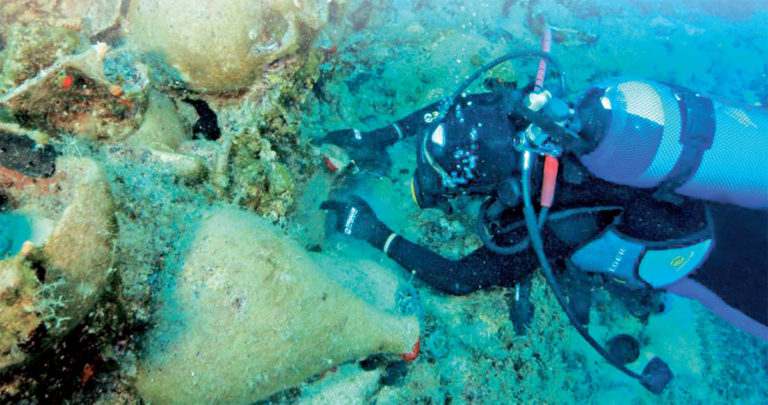 Ηράκλειο: Τα καταδυτικά πάρκα στο επίκεντρο συνάντησης στο Επιμελητήριο