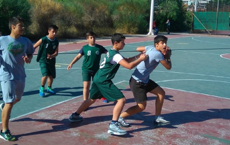 Καλαμάτα: Παρεμβάσεις σε γήπεδα σχολείων