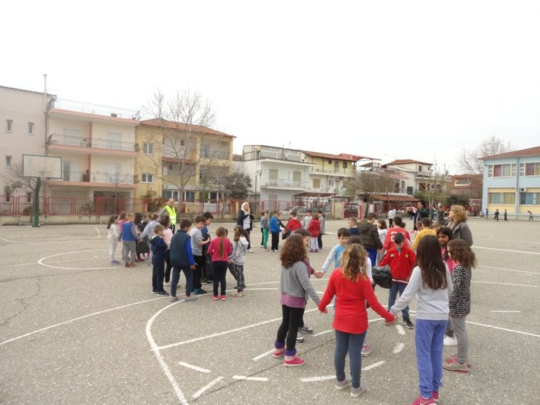 Αποχαιρετιστήριες εκδηλώσεις στα σχολεία