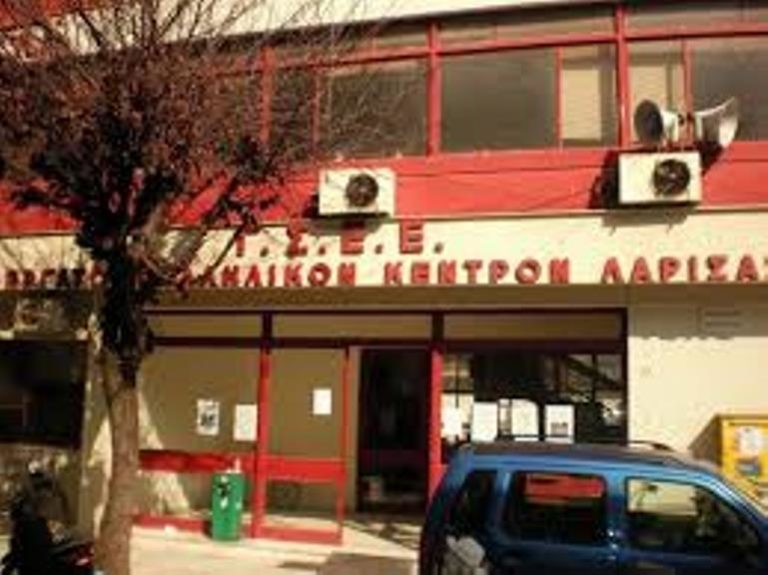 Το Εργατικό Κέντρο Λάρισας για το δυστύχημα με θύμα 28χρονο διανομέα