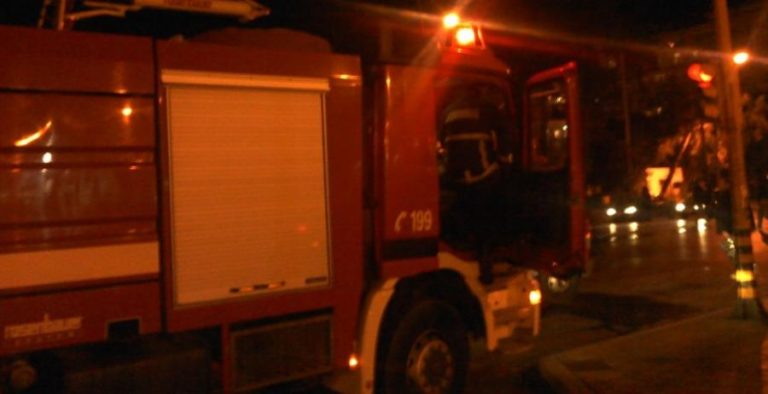 Βόλος: Φωτιά πήρε ισόγειο διπλοκατοικίας
