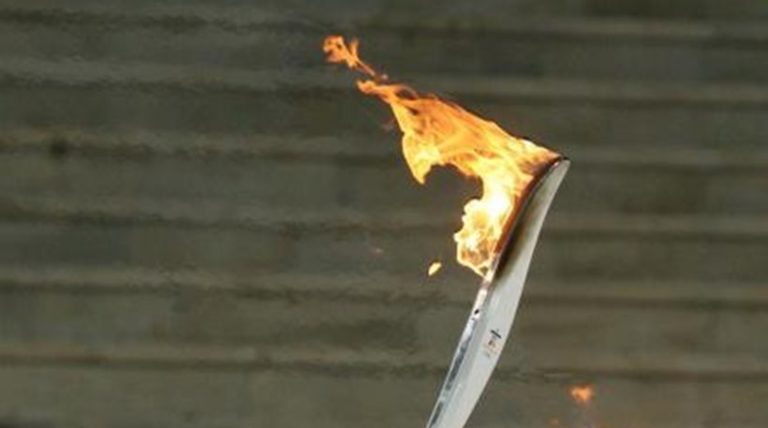 Λαμπαδηδρομία και κυκλοφοριακές ρυθμίσεις το Σάββατο
