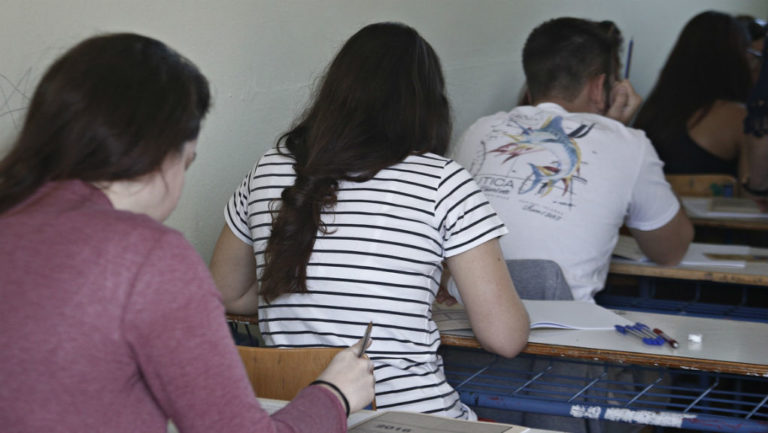 Επαναληπτικές πανελλαδικές τον Σεπτέμβριο για λόγους υγείας