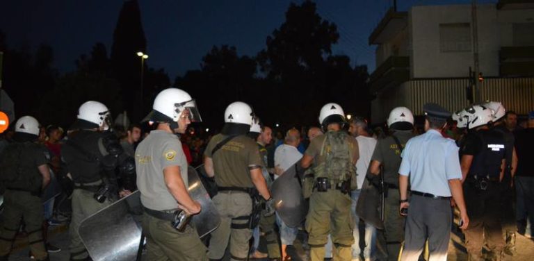 Χίος: Στις 3 Απρίλη η δίκη για την επίθεση σε δημοσιογράφο σε πορεία κατά των προσφύγων