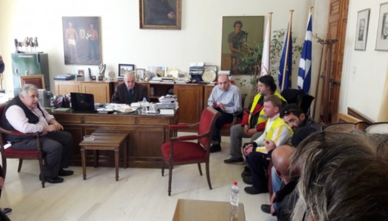 Αγωνία από τους συμβασιούχους για τις δουλειές τους