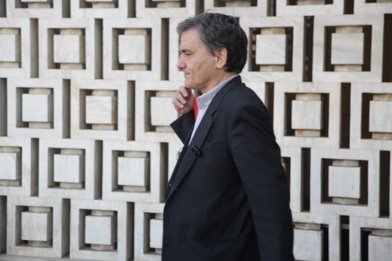 Προς κατ’ αρχήν συμφωνία με ορίζοντα το Eurogroup της 20ης Μαρτίου (video)