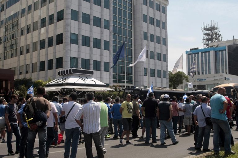 Το 30% στον ιδιωτικό τομέα αμοιβόταν με μέσο μισθό 394 ευρώ το μήνα