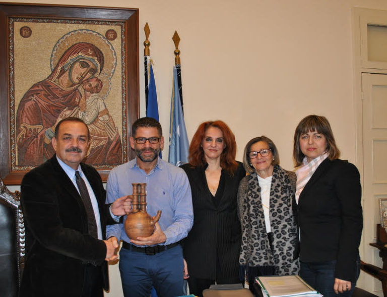 H παράσταση «ΕΠΙ-ΜΕΝΟΝΤΕΣ» απο την Κύπρο, στη Ρόδο
