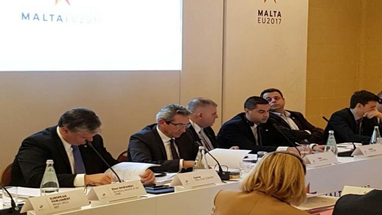 “Νησιωτικό ταμείο” ζήτησε ο Περιφερειάρχης Ν. Αιγαίου στη Μάλτα