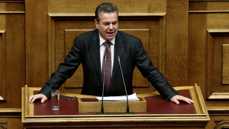 Αντιπαράθεση Πετρόπουλου-αντιπολίτευσης για το νέο τρόπο υπολογισμού των συντάξεων