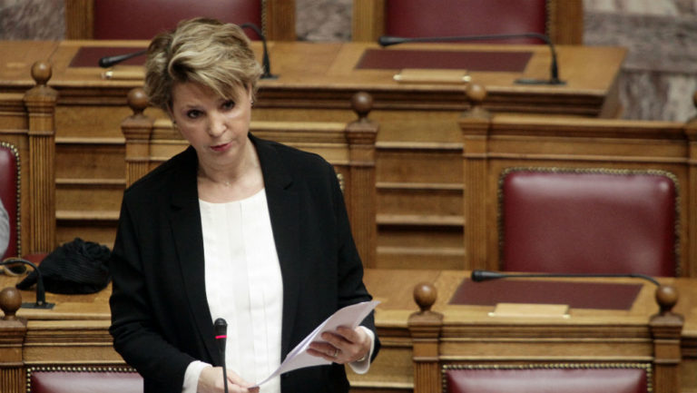 Γεροβασίλη: Χαρτογράφηση συμβασιούχων στοχεύοντας στην οριστική λύση