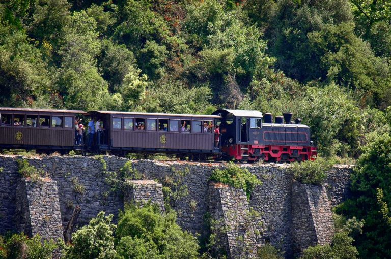 Βόλος: Ταλαιπωρία επιβατών από εκτροχιασμό βαγονιού