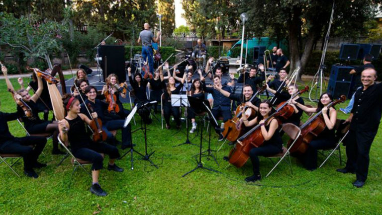 Underground Youth Orchestra: Ένα μουσικό ταξίδι στις δυο πλευρές του Ατλαντικού (video)