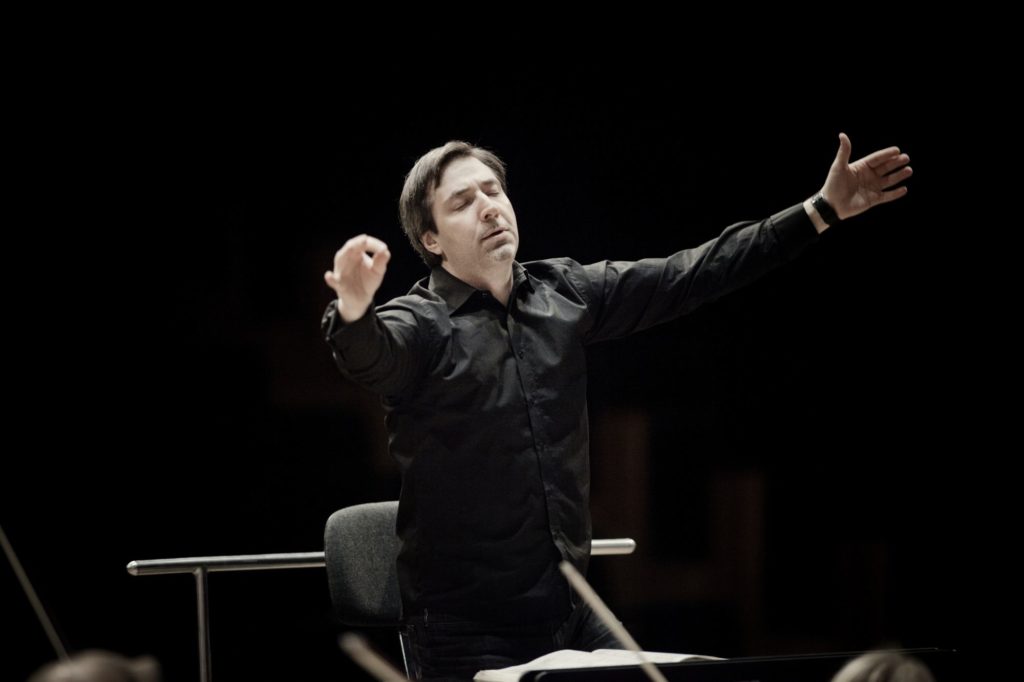 DanielRaiskin-conducting006