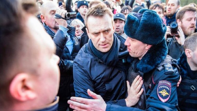 Μόσχα: Συλλήψεις σε διαδηλώσεις κατά του Πούτιν