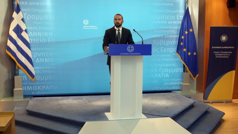 Τζανακόπουλος: Θα νομοθετηθούν και θα εφαρμοστούν τα θετικά μέτρα (video)
