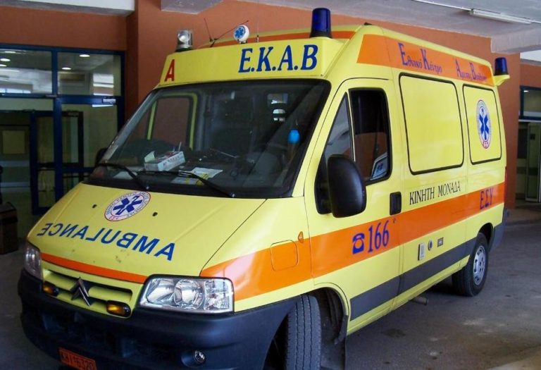 Απεγκλωβισμός 60χρονου σε τροχαίο στο Σιδηρόκαστρο