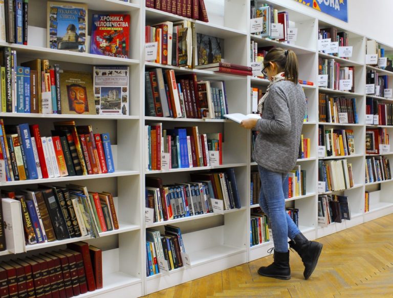 Ποικίλες οι εκδηλώσεις ανά την Ελλάδα για την Παγκόσμια Ημέρα Βιβλίου