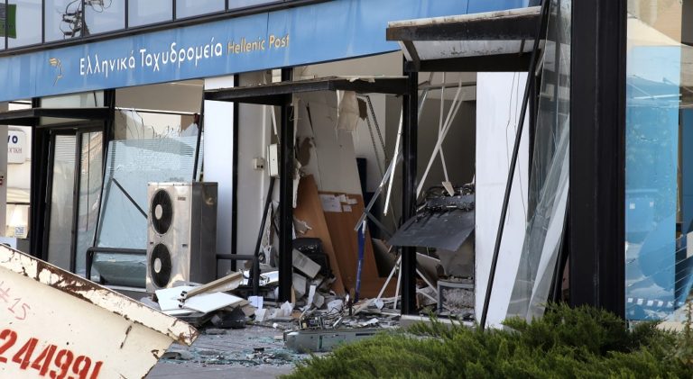 “Eκρηκτική ανάληψη” από ΑΤΜ στα Γλυκά Νερά