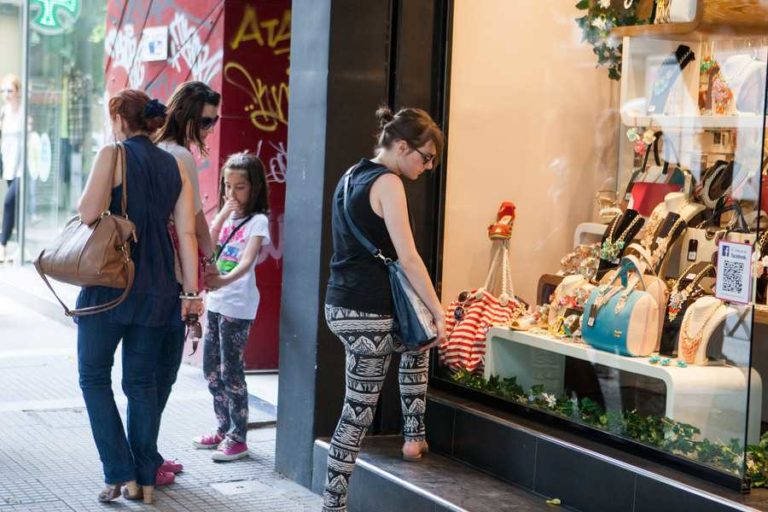 Χανιά: Ωράριο των καταστημάτων για την Μ. Εβδομάδα