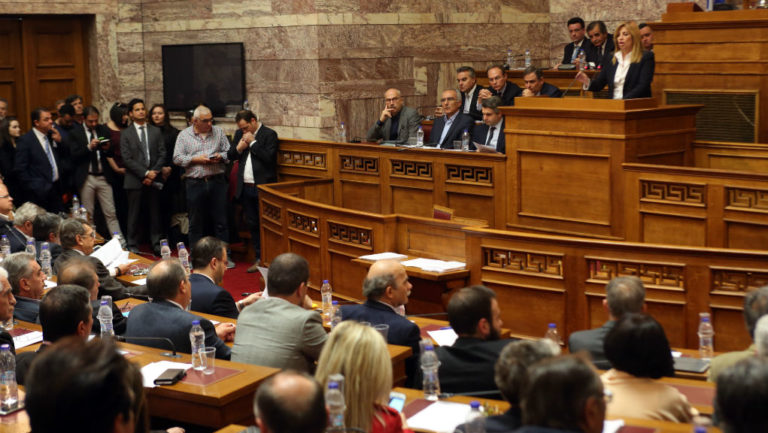 Φ. Γεννηματά: Τέταρτο μνημόνιο χωρίς χρηματοδότηση η συμφωνία που κλείνει η κυβέρνηση