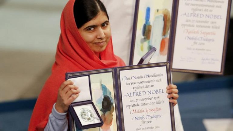 Επέστρεψε η Μαλάλα στο Πακιστάν έπειτα από απουσία έξι ετών