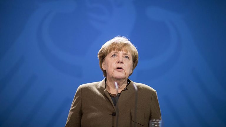 Μέρκελ: Η ΕΕ πρέπει να περιορίσει τον αντίκτυπο του Brexit