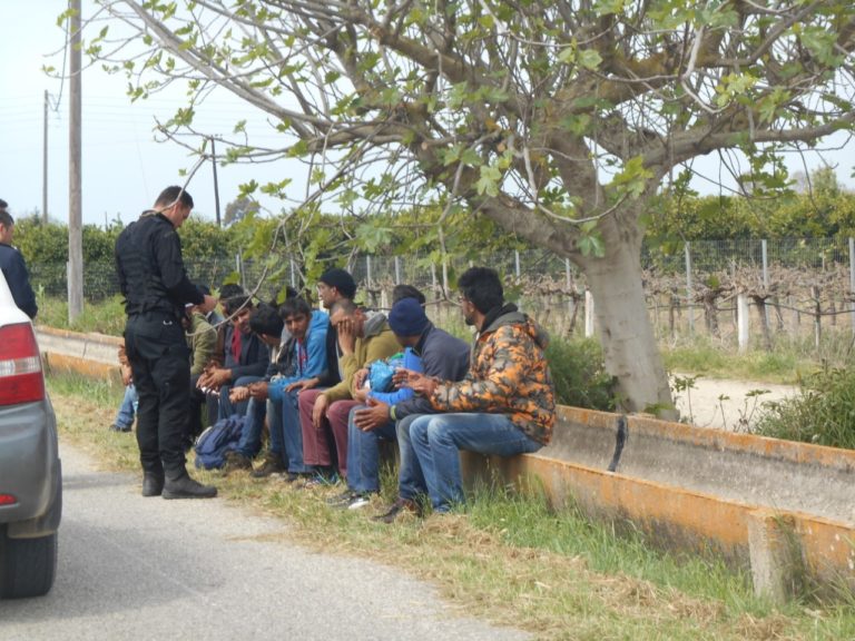 Ηλεία: Πάνω από 100 μετανάστες εντοπίστηκαν προσπαθώντας να περάσουν στην Ιταλία