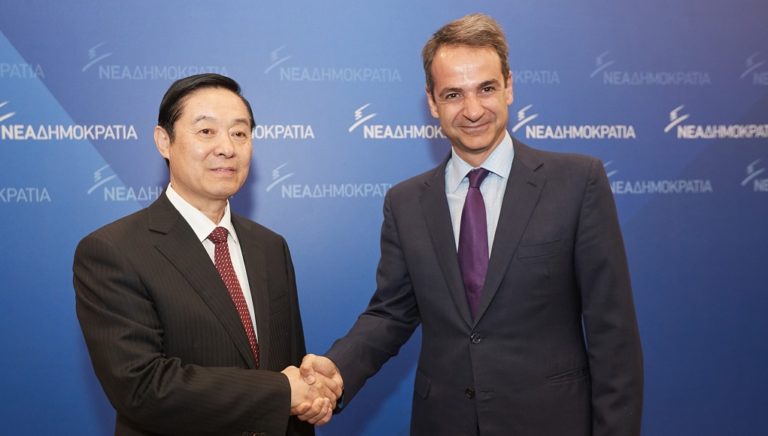 Συνάντηση Κ. Μητσοτάκη – Λ. Κιμπάο: Περαιτέρω προώθηση της σχέσης με Κίνα