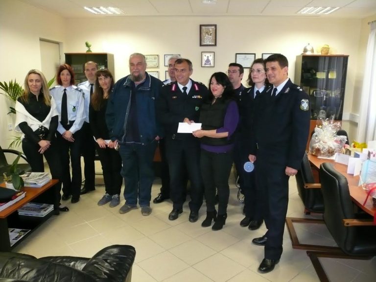 Τα χρήματα από το μπαζάρ της Αστυνομίας στους “Μάγνητες Τυφλούς”