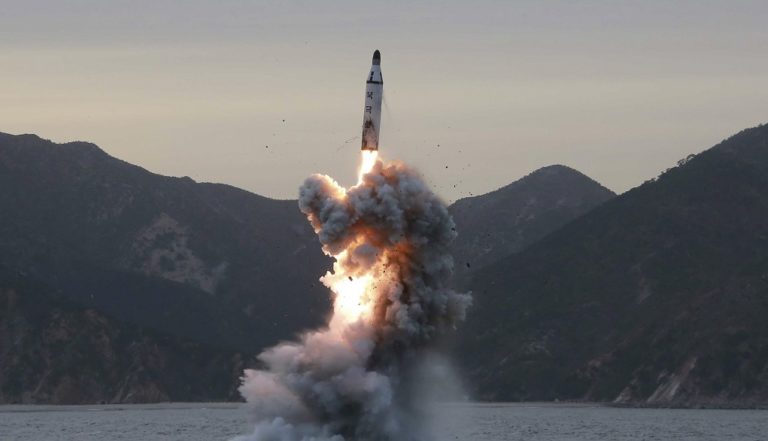 Αποτυχημένη πυραυλική δοκιμή από τη Β. Κορέα