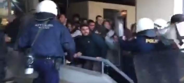 Την παραίτηση του πρύτανη του ΠΑΜΑΚ ζητά η Νεολαία ΣΥΡΙΖΑ