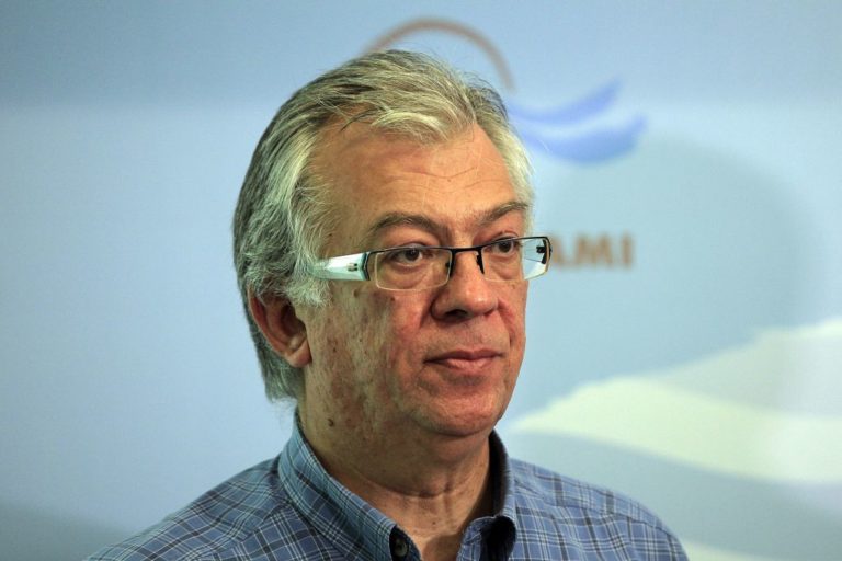 “Η κυβέρνηση κάνει ακόμα χειρότερο το αύριο και το υποθηκεύει” (audio)