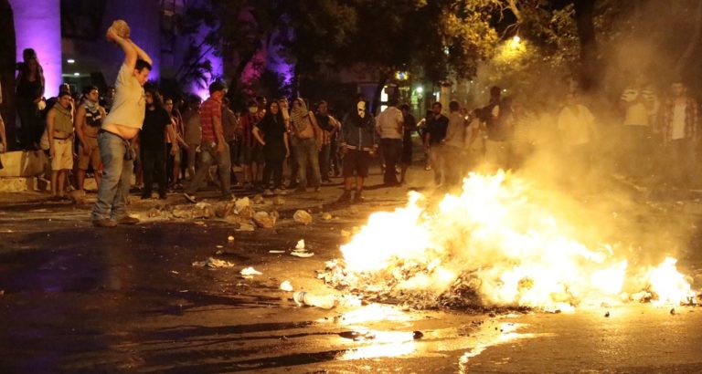 Πολιτικές ταραχές στην Παραγουάη (video)