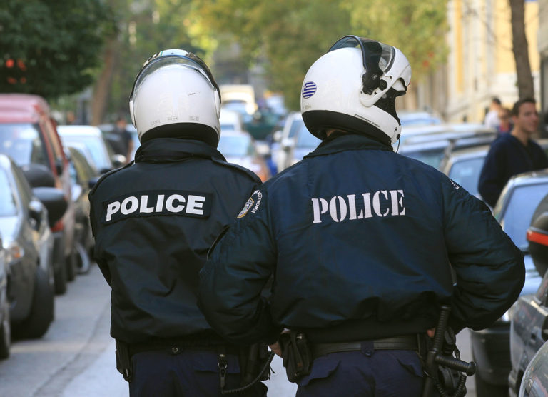 Εντατικές περιπολίες αστυνομικών κατά την εορταστική περίοδο