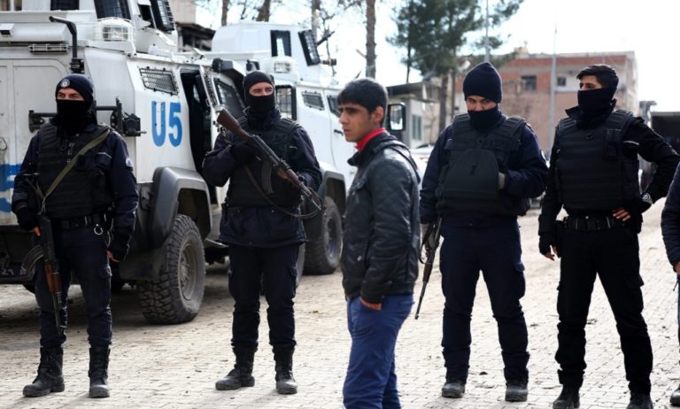 Παρατείνεται για ακόμη 3 μήνες η κατάσταση έκτακτης ανάγκης στην Τουρκία