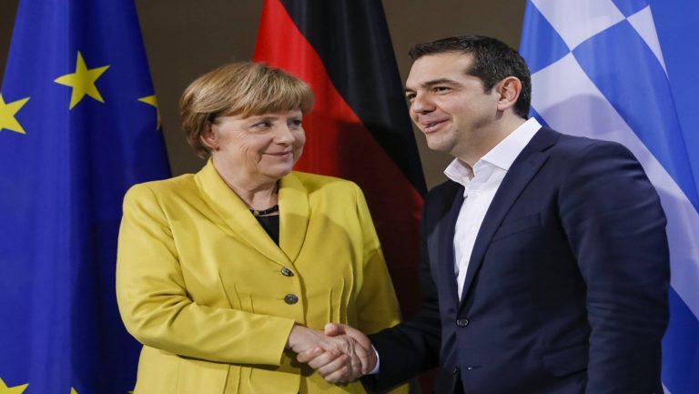 Διαβεβαιώσεις Μέρκελ σε Τσίπρα ότι εργάζεται για λύση στο Eurogroup
