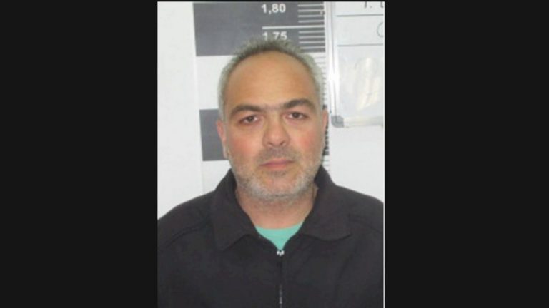 Τα στοιχεία του 44χρονου που παρίστανε τον αστυνομικό